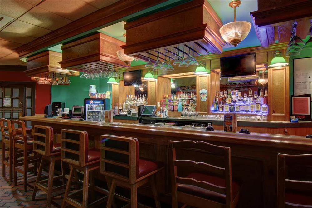 Ramada By Wyndham Macon Hotel Restaurant foto